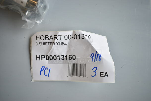 3 BRAND NEW SCRATCH AND DENT! HP00013160 Hobart 00-013160 Shifter Yoke. 3 Times Your Bid!  - Image 4 of 4