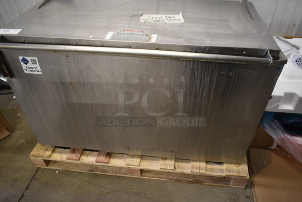 Hardt H4 Stainless Steel Commercial Floor Style Hardt Rotisserie Skewer Cleaning Tank w/ Hinge Lid. 120 Volts, 1 Phase. - Image 3 of 6