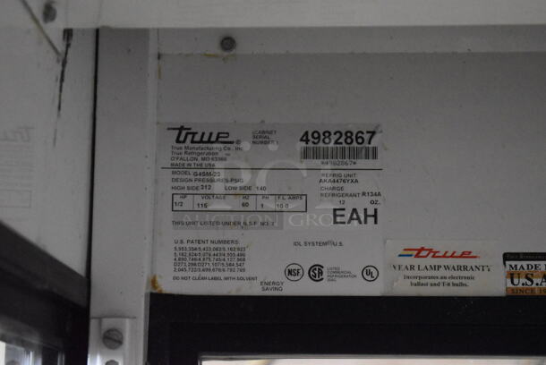 True G4SM-23 Metal Commercial Single Door Reach In Cooler Merchandiser on Commercial Casters. 115 Volts, 1 Phase. 27x32x82. Tested and Working! - Image 5 of 5