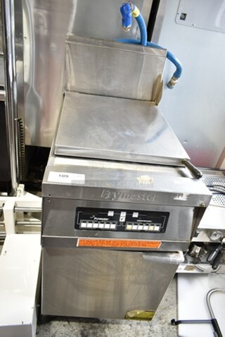 Frymaster FBCR18CSE Stainless Steel Commercial Floor Style Natural Gas Powered Rethermalizer on Commercial Casters. 90,000 BTU. 