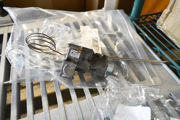 3 BRAND NEW SCRATCH AND DENT! Items Including HP0042375600 Vulcan 00-423756-00004 Dual Point Gas Ignition Contro, HP2004972690 Vulcan 00-497269-00002 Valve,Combo W.R. 25m02-738 Lp, HP2004174240 Vulcan 00-417424-000G2 Thermostat. 3 Times Your Bid!  - Image 6 of 7