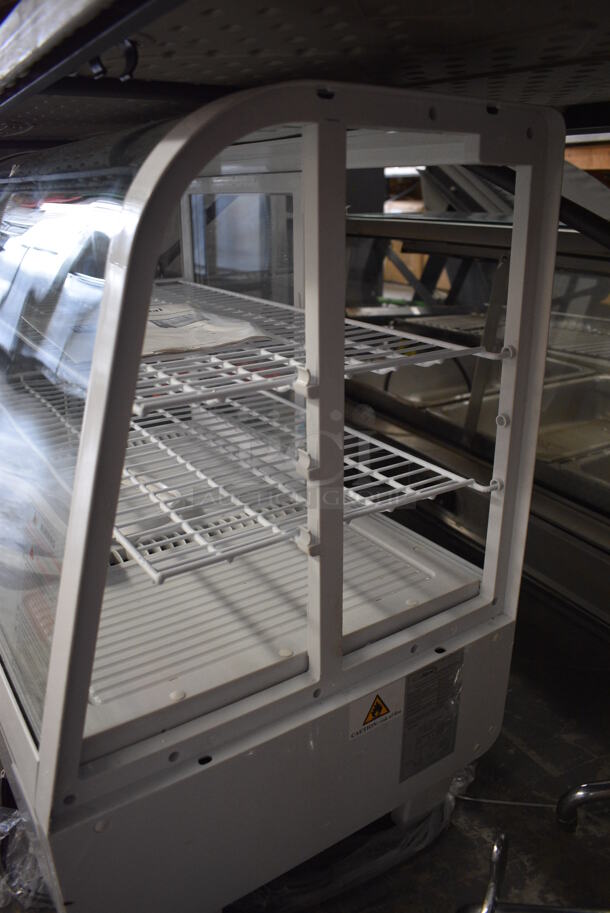 BRAND NEW SCRATCH AND DENT! KoolMore Model CDC-3C-WH Metal Commercial Countertop Refrigerated Display Case Merchandiser. Missing Side Pane. 120 Volts, 1 Phase. 27x18x27. Tested and Working! - Image 3 of 5