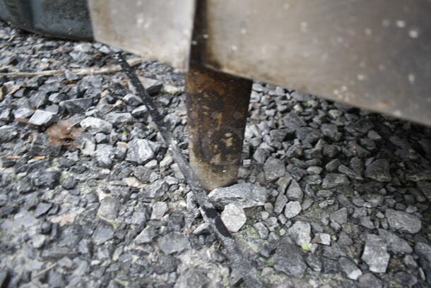 Stainless Steel Table w/ 2 Metal Under Shelves and Dunnage Rack - Image 5 of 5