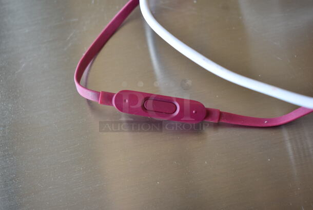PowerBeats3 Earphones. Tested and Working! - Image 6 of 7