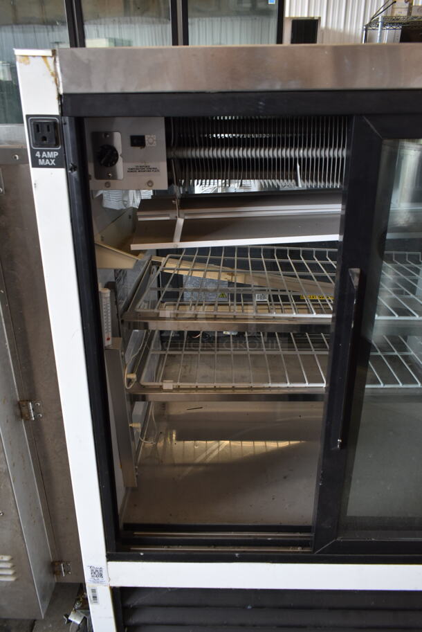 2019 True TCGG-36-LDStainless Steel Commercial Floor Style Deli Display Case Merchandiser. 115 Volts, 1 Phase. Tested and Working! - Image 6 of 8