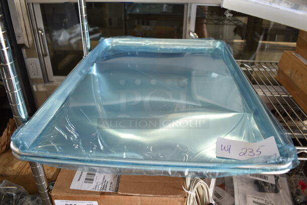 3 BRAND NEW SCRATCH AND DENT! Items; 407241875WH Choice 24" x 18" x 3/4" White Polyethylene Cutting Board, Two 407BUNFULL Choice Full Size 18" x 26" 19 Gauge Wire in Rim Aluminum Bun Pan / Sheet Pan. 3 Times Your Bid! - Image 5 of 6