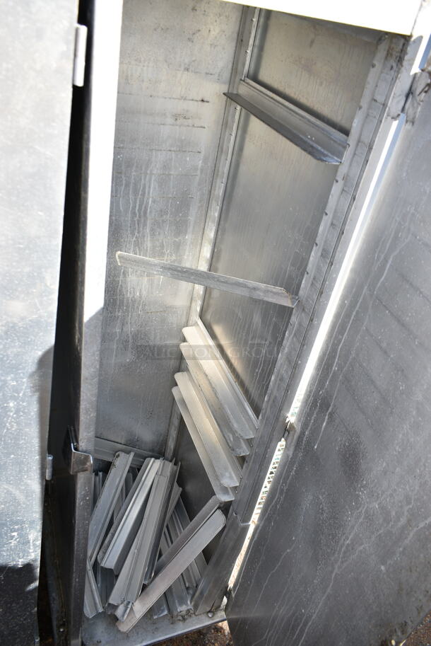 Lockwood Metal Enclosed Pan Rack.  - Image 2 of 3