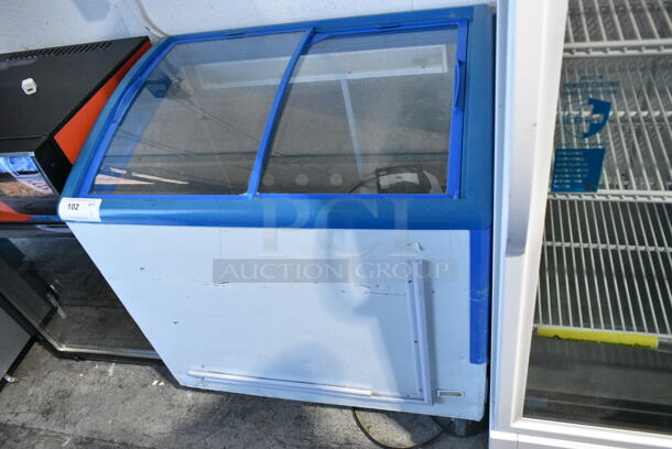 XS-208 Metal Chest Freezer Merchandiser on Commercial Casters. 115 Volts, 1 Phase. Tested and Working! - Image 1 of 6