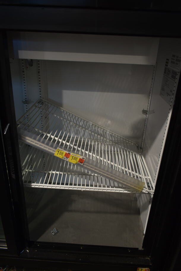2017 True GDM-41SL-48-HC-LD Metal Commercial 2 Door Reach In Cooler Merchandiser w/ Poly Coated Racks. 115 Volts, 1 Phase. Tested and Powers On But Does Not Get Cold - Image 5 of 6