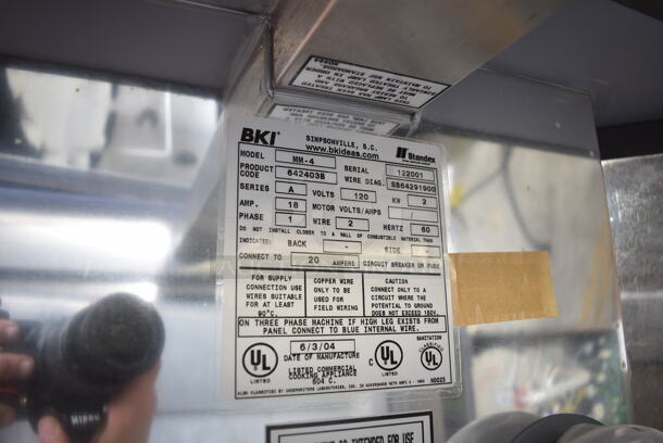 BKI MM-4 Metal Commercial Buffet Warming Station w/ Sneeze Guard on Commercial Casters. 120 Volts, 1 Phase. Tested and Working! - Image 5 of 5