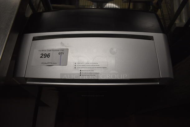 Honeywell Model MM14CCS Portable Air Conditioner on Casters. 115 Volts, 1 Phase. 18x15x34 - Image 3 of 4