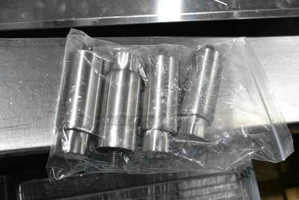 BRAND NEW SCRATCH AND DENT! 2024 KoolMore KM-CTCO-44 Stainless Steel Countertop Convection Oven.  - Image 7 of 8