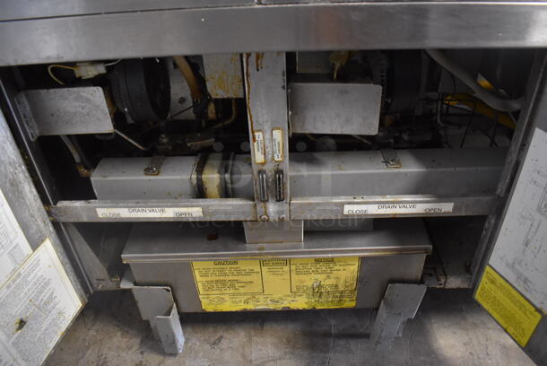 Frymaster FPH350SC Stainless Steel commercial Natural Gas Powered 3 Bay Deep Fat Fryer w/ 2 Metal Fry Baskets on Commercial Casters. 80,000 BTU. 47x32x47 - Image 7 of 10