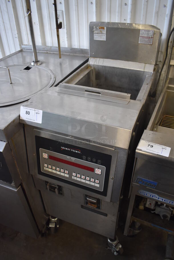 Henny Penny OFE-321 Stainless Steel Commercial Floor Style Electric Powered Deep Fat Open Fryer on Commercial Casters. 208 Volts, 3 Phase. 18x31x48 - Image 3 of 7