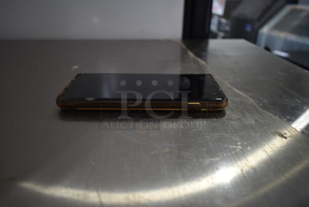 Samsung Galaxy S10 Smartphone. Phone Has Been Factory Reset. Tested and Working! - Image 5 of 5