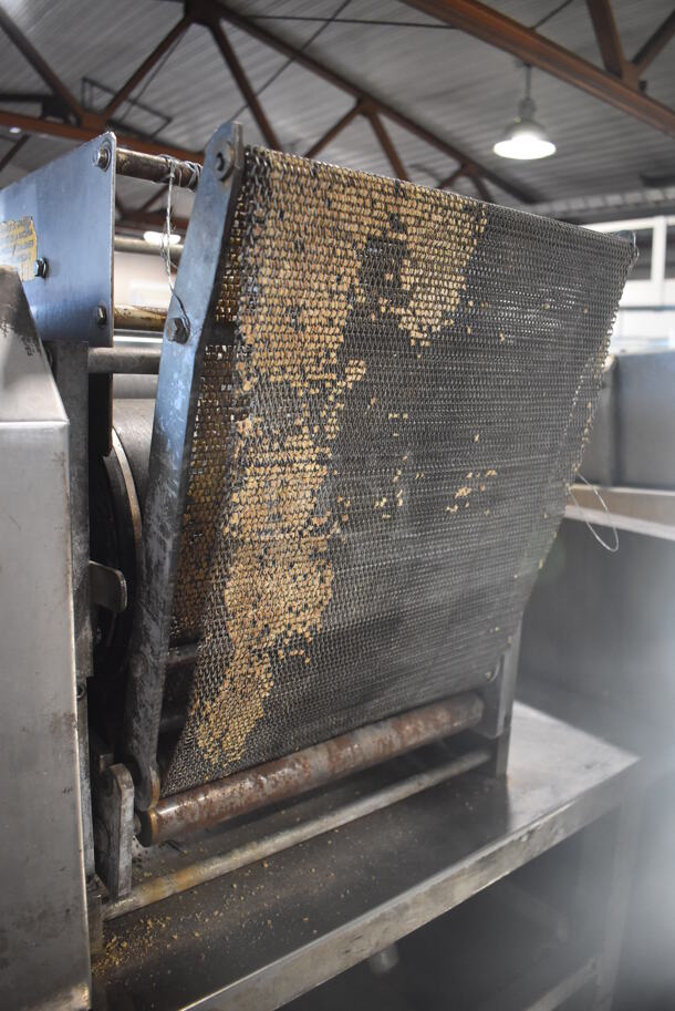 Tecnomaiz RT-100 Metal Commercial Countertop Tortilla Dough Sheeter on Metal Stand. 230 Volts, 3 Phase. 36x29x60 - Image 5 of 10