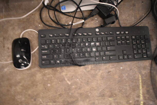 HP 23-q116 Pavilion All-in-One Computer w/ Keyboard and Mouse. Windows 10 Home. i3-4170t @ 3.2 Ghz. 4 GB RAM. 1 TB HDD - Image 2 of 5