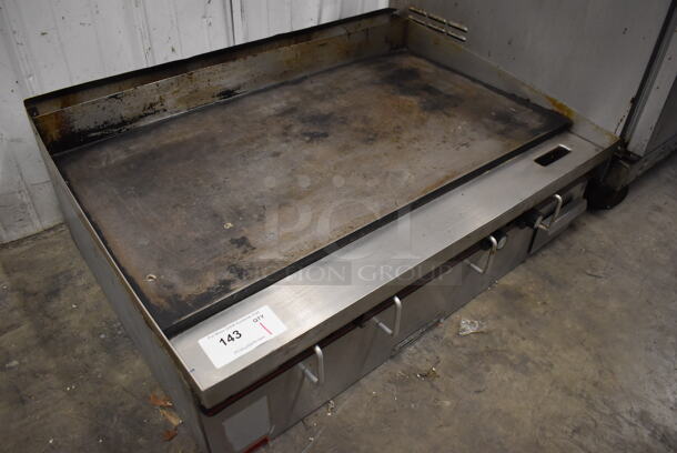 APW Wyott Stainless Steel Commercial Countertop Natural Gas Powered Flat Top Griddle. 36x26x12 - Image 4 of 6