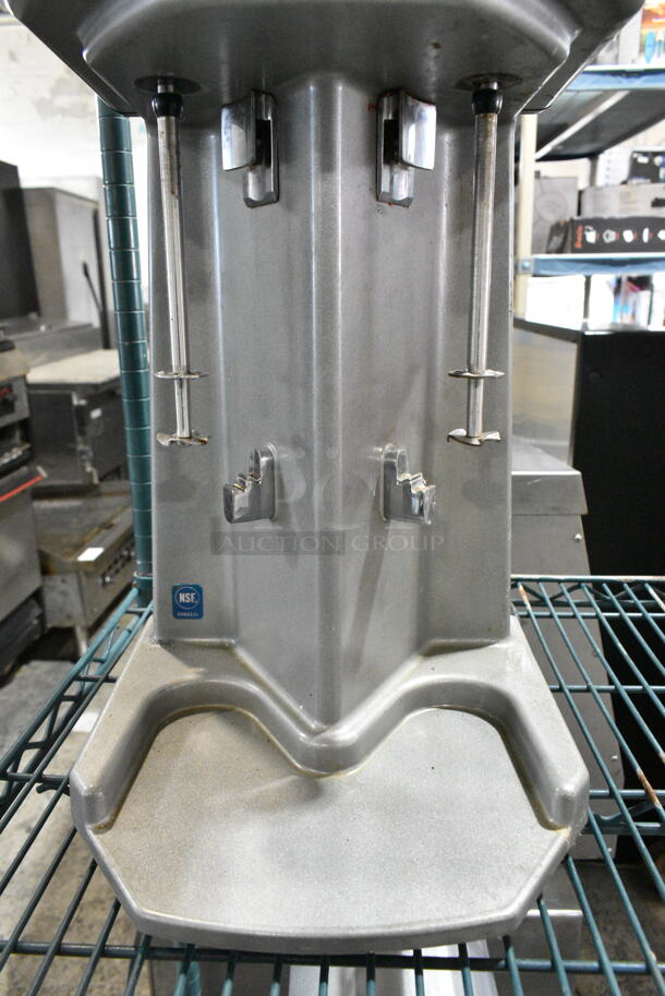Waring WDM240 Metal Commercial Countertop 3 Head Drink Mixer. 120 Volts, 1 Phase. Tested and Working! - Image 3 of 4