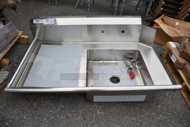 BRAND NEW SCRATCH AND DENT! Regency 600DDT48L 16 Gauge 4' Soiled / Dirty Dish Table - Left Drainboard. No Legs.  - Image 2 of 6