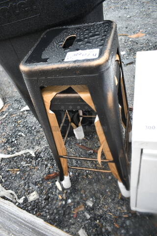 2 BRAND NEW SCRATCH AND DENT! Lancaster Table & Seating Metal Tolix Style Bar Stools. 2 Times Your Bid! 