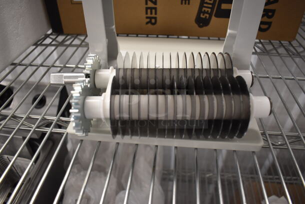 BRAND NEW IN BOX! Backyard Pro MT-31 Butcher Series Metal Countertop 31-Blade Manual Meat Tenderizer. 13x11x18 - Image 3 of 6