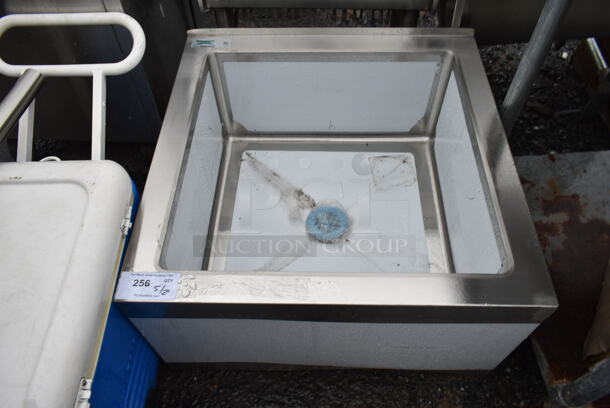 BRAND NEW SCRATCH AND DENT! Regency 600SM242412 16-Gauge Stainless Steel One Compartment Floor Mop Sink - 24" x 24" x 12" Bowl - Image 6 of 8