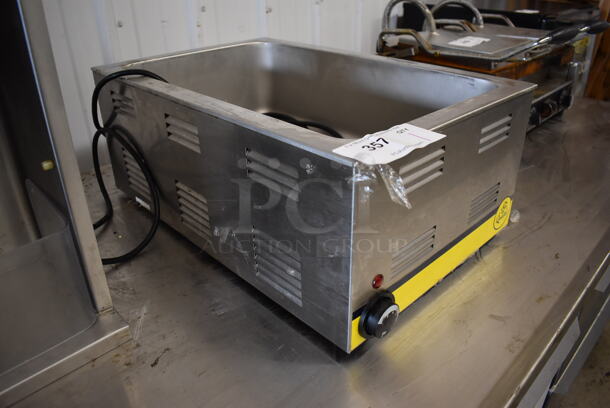 Adcraft FW-1200WF Stainless Steel Commercial Countertop Food Warmer. 120 Volts, 1 Phase. 14.5x23x9. Tested and Working! - Image 4 of 6