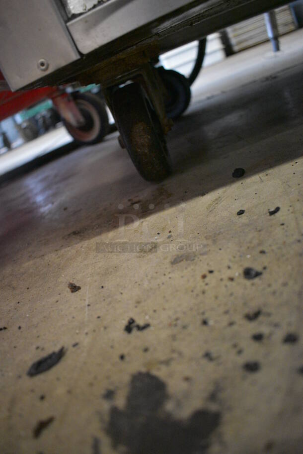 Baker's Pride Model P-44S Stainless Steel Commercial Electric Powered Double Deck Pizza Oven w/ 2 Cooking Stones and 2 Broken Cooking Stones on Commercial Casters. 115/208 Volts. 26.5x29x35 - Image 10 of 10