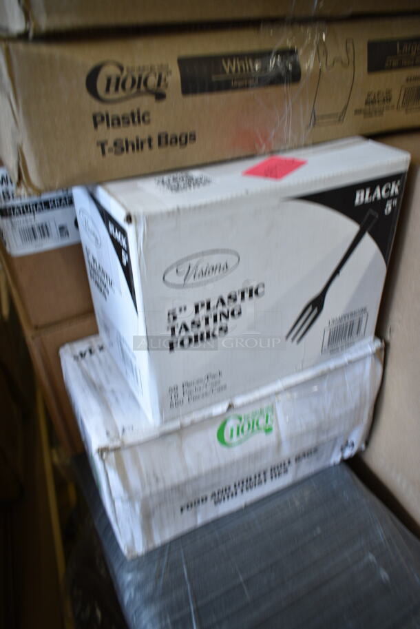 PALLET LOT of 20 BRAND NEW Boxes Including 02122 Marque Napkins, Choice 32 oz Deli Container and Lid, 2 Box Choice Window Sandwich Bakery Bag, 2 Box 433NHT004 Choice Large Size White Plastic T-Shirt, Visoins Black 5" Tasting Forks, 128HD32COMBO ChoiceHD 32 oz. Microwavable Translucent Plastic Deli Container and Lid Combo Pack - 240/Case, 9CPWF Dart White 3 Compartment Famous Service, 760PCC03W Choice White Poly Paper Cold Cup, 5004DNAPWH Choice White Linen-Feel, 500CC20 Choice Clear Plastic Cold Cup, Dart 16RCL Optima White Travel Lid with Reclosable Tab - 1000/Case. 20 Times Your Bid! - Image 7 of 12