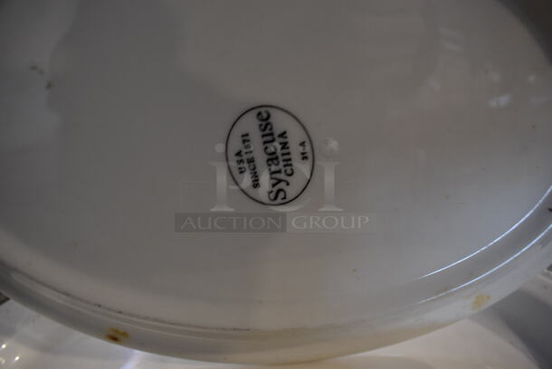 13 White Oval Ceramic Plates. 10.5x7.5x1. 13 Times Your Bid! - Image 3 of 3