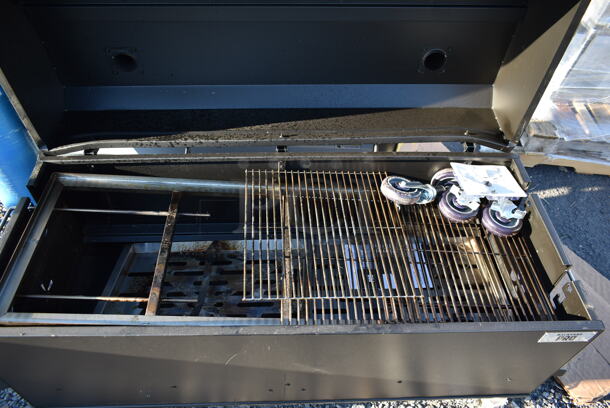 LIKE NEW! Backyard Pro Metal Commercial Outdoor Grill. - Image 5 of 8