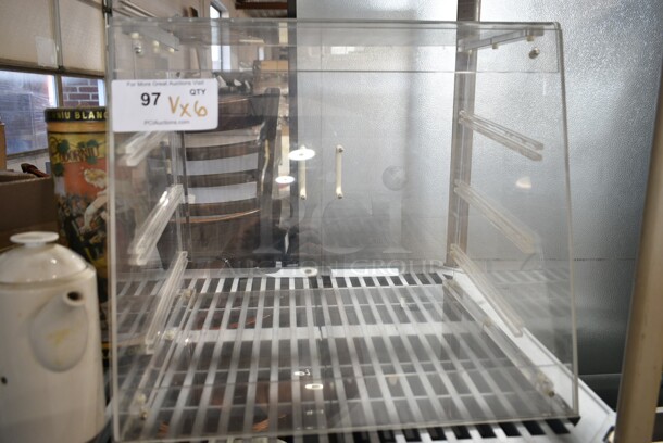 ALL ONE MONEY! Tier Lot of Various Items Including Clear Poly Display Case, Pitchers  - Image 6 of 6