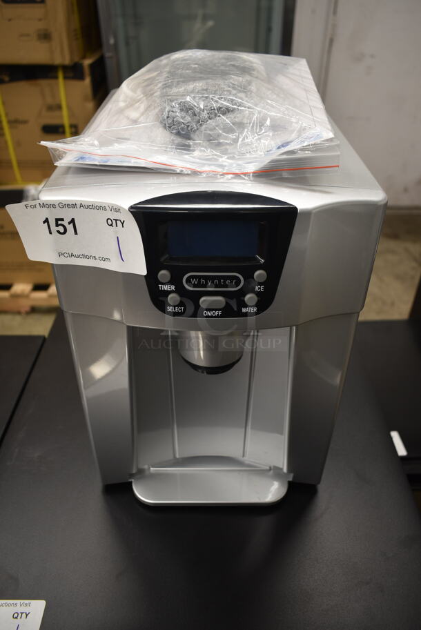 BRAND NEW SCRATCH AND DENT! Whynter IDC-221SC Silver Countertop Direct Connection 26lb per day Ice Maker and Water Dispenser. 115 Volts, 1 Phase. Tested and Working!