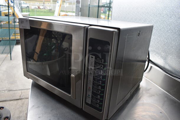 Menumaster Stainless Steel Commercial Countertop Microwave Oven. 22x19x15 - Image 2 of 4