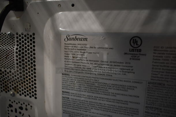 Sunbeam SGS10701 Metal Countertop Microwave Oven w/ Plate. 120 Volts, 1 Phase.  - Image 4 of 4