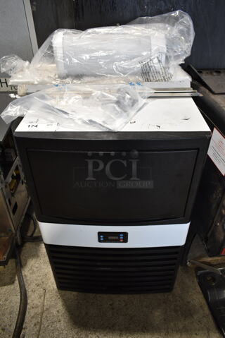 BRAND NEW SCRATCH AND DENT! Hoocoo HCIM-40 Stainless Steel Commercial Undercounter Self Contained Ice Machine. 115 Volts, 1 Phase.