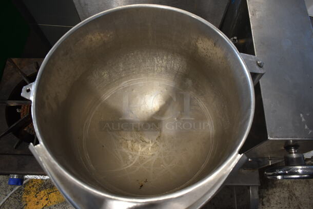 Groen Stainless Steel Commercial Natural Gas Powered Floor Style Manual Tilting Steam Kettle. - Image 6 of 10