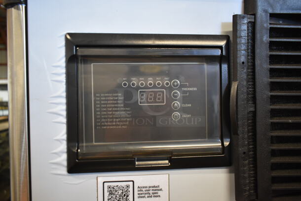 BRAND NEW SCRATCH AND DENT! Avantco 194MCF322A Stainless Steel Commercial Ice Head on Avantco 194HBN12022 Stainless Steel Commercial Hotel Ice Dispenser 120 lb. Capacity. 115 Volts, 1 Phase.  - Image 6 of 12