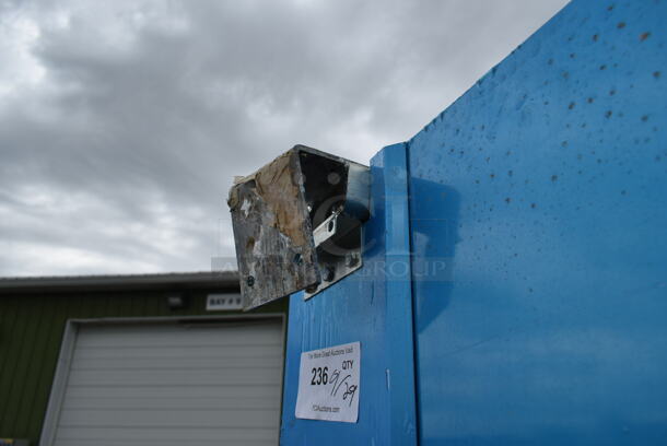 BRAND NEW SCRATCH AND DENT! Stainless Steel Swinging Kitchen Door. - Image 4 of 5