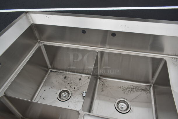 BRAND NEW SCRATCH AND DENT! Steelton 522S31818LRC Stainless Steel Commercial L Shaped 3 Bay Sink w/ Dual Drain Boards. - Image 4 of 6