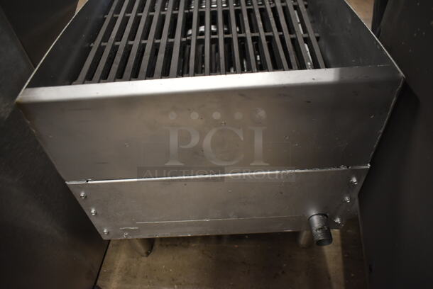 Stainless Steel Commercial Countertop Natural Gas Powered Charbroiler Grill. - Image 6 of 6