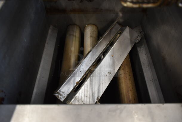 Cook Rite ATFS-40 Stainless Steel Commercial Floor Style Natural Gas Powered Deep Fat Fryer w/ 2 Metal Fry Baskets. 102,000 BTU. - Image 4 of 8