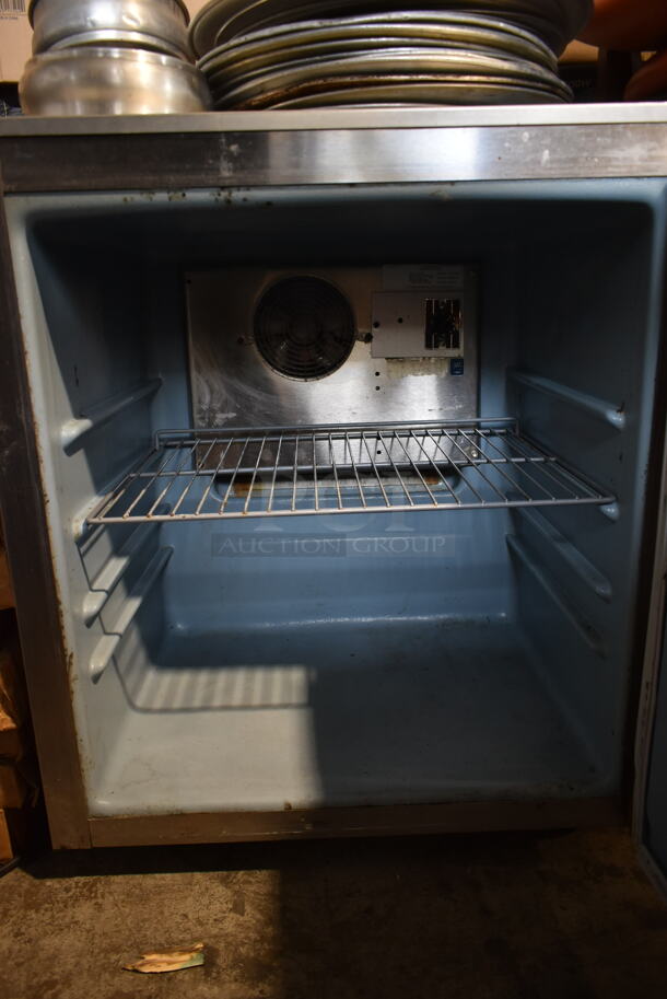 Delfield 406-CA Stainless Steel Commercial Single Door Undercounter Cooler. 115 Volts, 1 Phase. Tested and Working! - Image 3 of 4