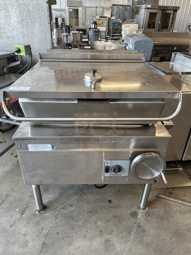 LATE MODEL! Cleveland Model SGL-30-TR Stainless Steel Commercial Natural Gas Powered Floor Style Manual Tilting Braising Pan. 91,000 BTU. 39x37x42