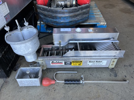 Belshaw MKI-GP Mark I Stainless Steel Commercial Countertop Donut Robot w/ Hopper. Missing Arm. 120 Volts, 1 Phase. 34x15x12