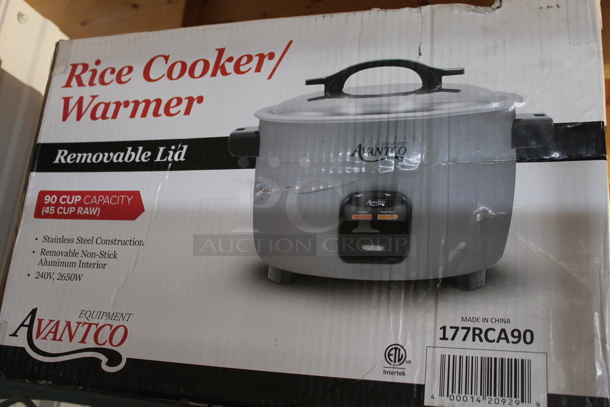 BRAND NEW IN BOX! Avantco 177RCA90 Metal Countertop Rice Cooker.  - Image 2 of 2
