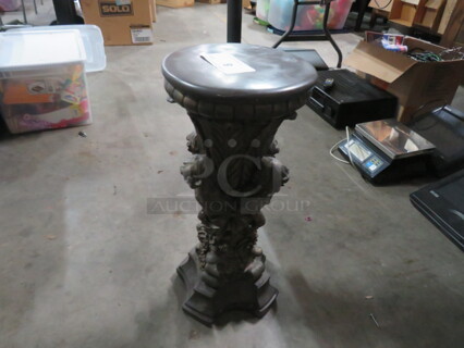 One Stand. 10X22