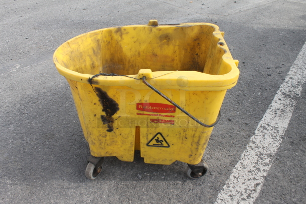 Rubbermaid Mop Bucket - Image 3 of 5