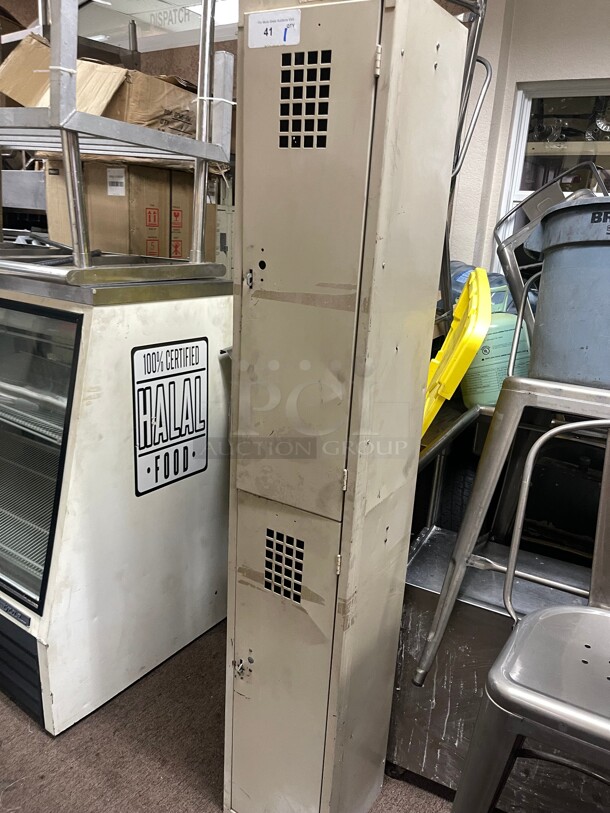 Commercial Double Compartment Locker Heavy Duty Great For Restaurant's Employees NSF - Image 2 of 7